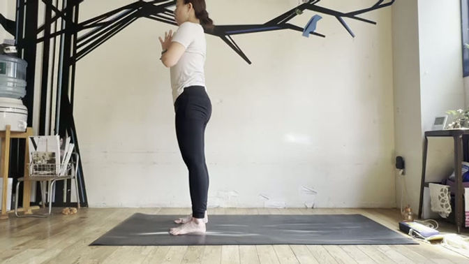 6/6 Hatha yoga by KaoruTokyo
